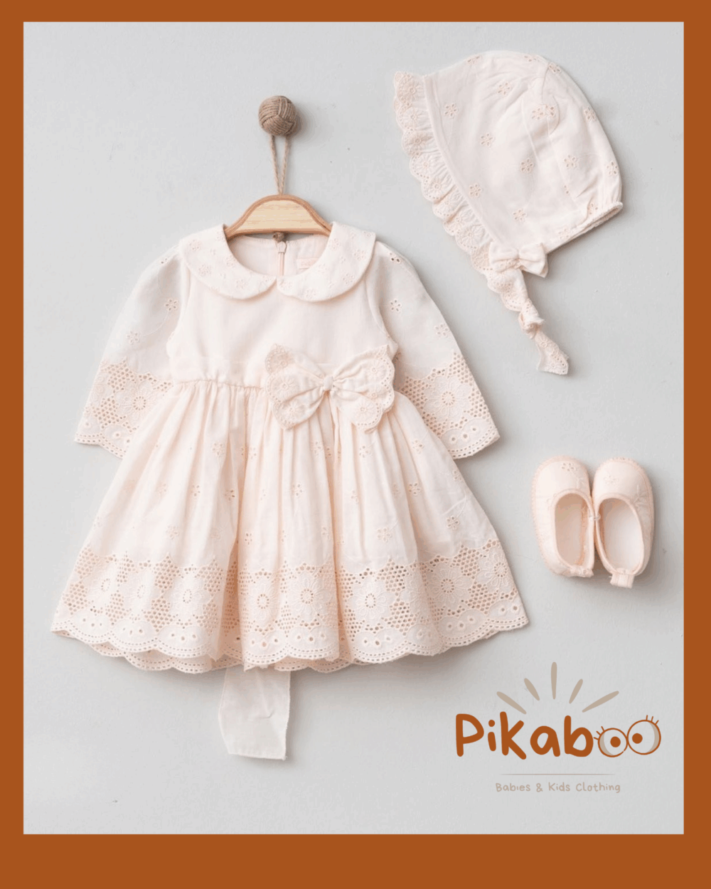 Tenue grand événement bébé 3 pièces en dentelle et coton rose pâle